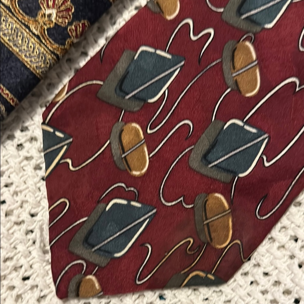 Bundle of 4 Vintage 90’s Floral Silk Neckties - Picture 9 of 11